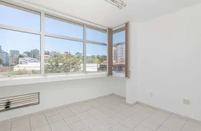 Sala comercial à venda na Auxiliadora, Porto Alegre 