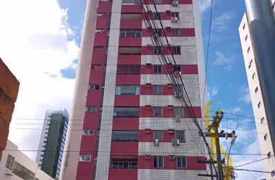 Apartamento com localização privilegiada. Vc faz tudo andando. Shopping Recife, mercado, frutaria, farmácia, restaurante. O que pensar encontra.