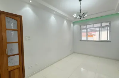 Apartamento com 2 Quartos no Campo Grande – Ótima Localização