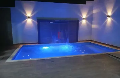 Casa à venda em Boituva-SP, Portal Ville Azaléia: 4 quartos, 2 suítes, 3 salas, 3 banheiros, 4 vagas, 198m²!