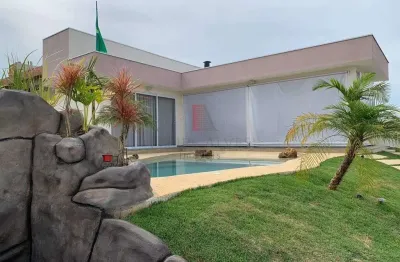 Casa em Condomínio à Venda em Boituva-SP, Bairro São José com 3 Quartos, 1 Suíte e 340m² de Área