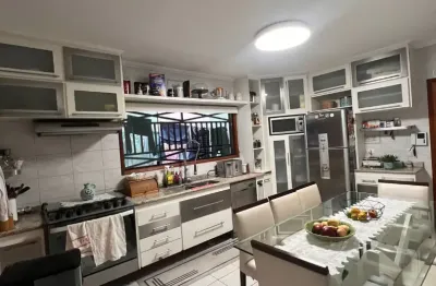 Lindo sobrado com 3 suítes e 5 vagas a venda na vila mazzei zona norte