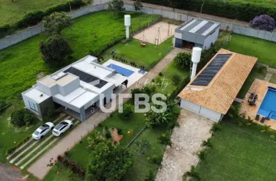 Casa em condomínio fechado com 4 quartos à venda na Alameda Lua Cheia, Condomínio Country Ville, Hidrolândia