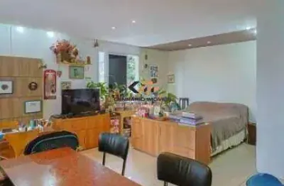 Apartamento estilo Loft em rua plana no bairro Vila da Serra, próximo ao Biocor.