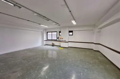 Conjunto de Salas com 88m2 para venda arás do Hospital Biocor, ótima localização.