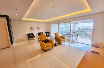 Oportunidade Locação Aluguel Alugar Amplo apartamento com 181,48m², localizado em bairro seguro e valorizado. Possui 3 suítes, excelente distribuição dos ambientes e agradável incidência de sol da man