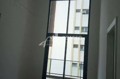 Casa com 3 quartos para alugar na Avenida Onze de Junho, --, Vila Clementino, São Paulo