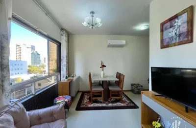 Excelente apartamento de 02 dormitórios sendo 01 suíte no centro de Tramandaí