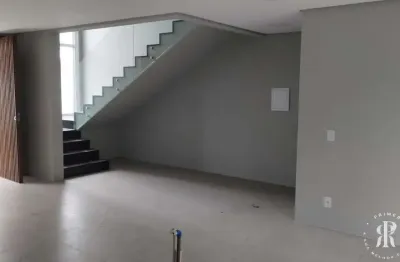 Duplex de alto padrão com 116m² de área privativa, no centro de Tramandaí.