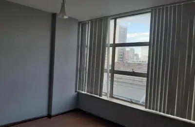 Sala comercial para alugar na Rua Visconde do Rio Branco, 301, Centro, Campinas, 38 m2 por R$ 983