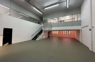 Barracão / Galpão / Depósito para alugar na Rua Piracaia, 15, Jardim do Trevo, Campinas, 560 m2 por R$ 12.000