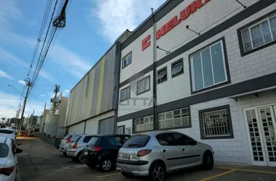 Barracão / Galpão / Depósito para alugar na Rua Antonio Raposo Tavares, 487, Macuco, Valinhos, 1700 m2 por R$ 60.000