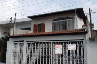 Sobrado com 3 dormitórios à venda, 319 m² por R$ 850.000,00 - Vila Adelina - Suzano/SP