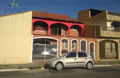 Sobrado com 3 dormitórios à venda, 182 m² por R$ 675.000,00 - Vila Figueira - Suzano/SP