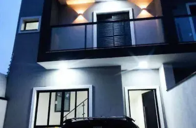 Sobrado com 3 dormitórios com 1 suíte  à venda, 105 m² por R$ 595.000 - Vila Lavínia - Mogi das Cruzes/SP