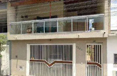 Sobrado 03 dormitórios - 01 suíte - 02 vagas - quintal - piscina