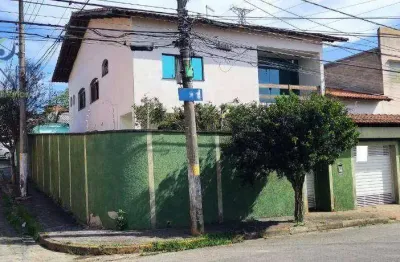Sobrado com 3 dormitórios à venda, 403 m² por R$ 900.000,00 - Vila Lavínia - Mogi das Cruzes/SP