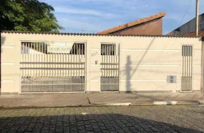 Casa com 3 dormitórios à venda, 200 m² por R$ 750.000 - Jardim Imperador - Suzano/SP