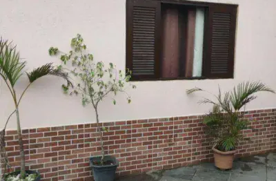 Casa com 3 dormitórios à venda, 175 m² por R$ 650.000,00 - Vila Maria Augusta - Itaquaquecetuba/SP