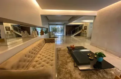 Imóvel para venda possui 252 metros quadrados com 4 quartos em Setor Bueno - Goiânia - GO