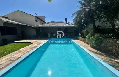 Casa com 3 quartos à venda na Rua Hercílio de Aquino, 370, Itaguaçu, Florianópolis