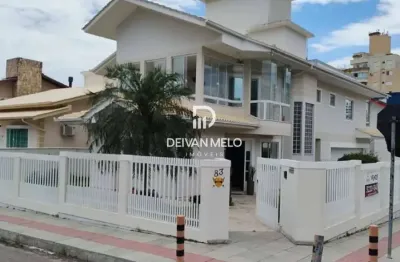 Casa com 4 quartos à venda na Rua Varese, 83, Pagani, Palhoça