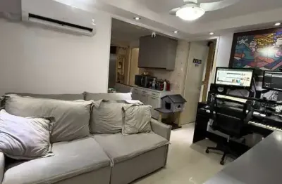 Apartamento médio i 49m² i 2 dormitórios  i sala i 01 vaga de garagem i r$220.000,00 i próximo da estação do metrô arthur alvim.