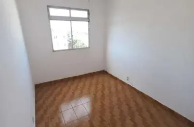 Apartamento médio i 48m² i 2 dormitórios  i sala i 01 vaga de garagem i r$180.000,00 i próximo a estação cptm dom bosco.
