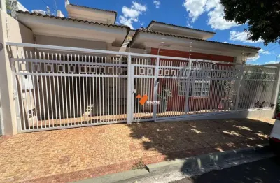 Casa com 3 dormitórios à venda, 201 m² por R$ 560.000,00 - Parque São Matheus - Presidente Prudente/SP