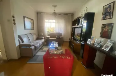 Casa térrea ampla à venda na vila bela - 660m², 3 dormitórios e 2 vagas!