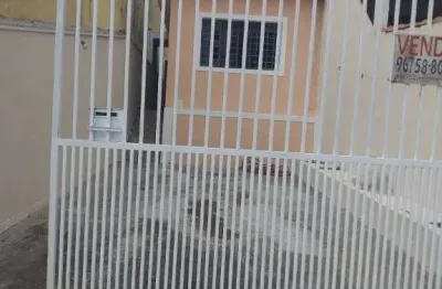 Casa à venda em Barueri (Vila Boa Vista) - 300m², 2 dormitórios, 2 vagas