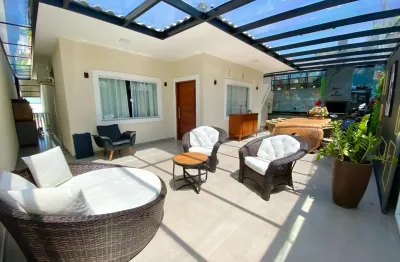 Casa em Condomínio à venda no bairro Campo Redondo – 360m² de Terreno | 3 Quartos com Suíte - Aceita Financiamento – São Pedro da Aldeia RJ