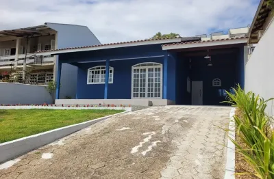 Casa Averbada com Suíte e Terreno Amplo no Guanabara – Espaço Pra Viver Bem