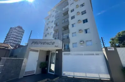 Apartamento semimobiliado com suíte, sacada com churrasqueira e 2 vagas no bucarein!