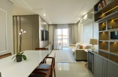 Apartamento de 2 dormitórios sendo 1 suíte, à venda em Barreiros, São José, SC.