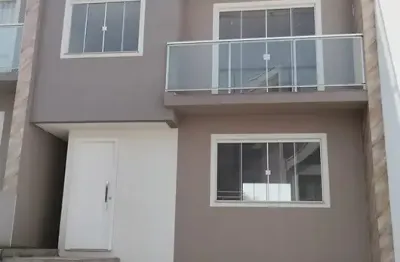 Sobrado em Condomínio Fechado com 3 Quartos, Suíte, Ático com Terraço e 2 Vagas