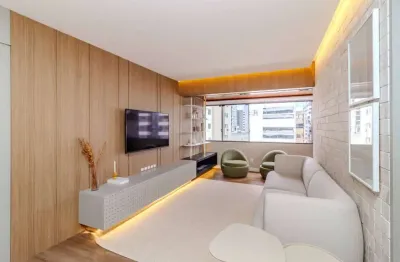 Apartamento no Edifício Caminho do Mar à venda no centro de Balneário Camboriú