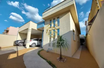 Casa de Alto Padrao 3 quartos Suite e Closet no Bairro Lucio de Abreu