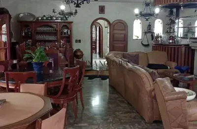 Sobrado á venda 4 dormitórios sendo 2 suítes no bairro vila pires, santo andré/sp