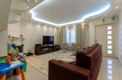 Excelente sobrado à venda na vila francisco matarazzo – 257m² com 3 suítes, 4 vagas cobertas.