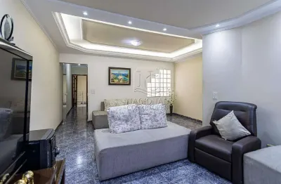 Sobradão de 3 ds, sendo 1st, á.c. 244 m2, terreno 5x25m, 5 vgs, 880 mil.