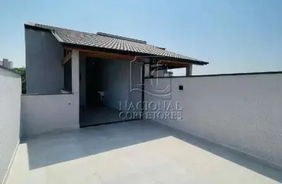 Cobertura com 2 dormitórios e elevador na vila eldizia com 100m² a 550m do parque central!