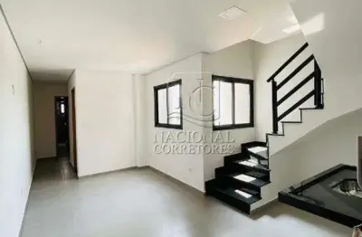 Cobertura com 2 dormitórios e elevador na vila eldizia com 100m² a 550m do parque central!