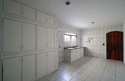 Sobrado para aluguel, 3 quartos, 1 suíte, 2 vagas, Jardim Marek - Santo André/SP