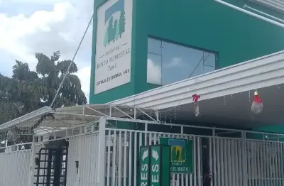 Casa terrea à venda com 3 quartos (1 suíte) - cozinha com armários - condominio horto i - sorocaba