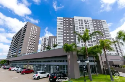 Sala comercial de frente com 35m², piso porcelanato, ar condicionado e banheiro