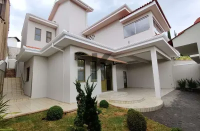 Casa com 3 quartos para alugar na Pousada dos Campos I, Pouso Alegre 