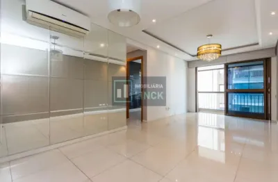 Apartamento com 3 quartos para alugar na Beco Andaraí, 566, Passo da Areia, Porto Alegre por R$ 4.200