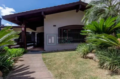 Casa com 3 quartos à venda na Rua Quatorze de Julho, 215, Boa Vista, Porto Alegre por R$ 5.490.000