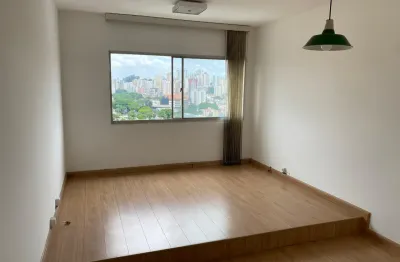 Apartamento maravilhoso, localizado a menos de 5 minutos andando do metrô Santana.
